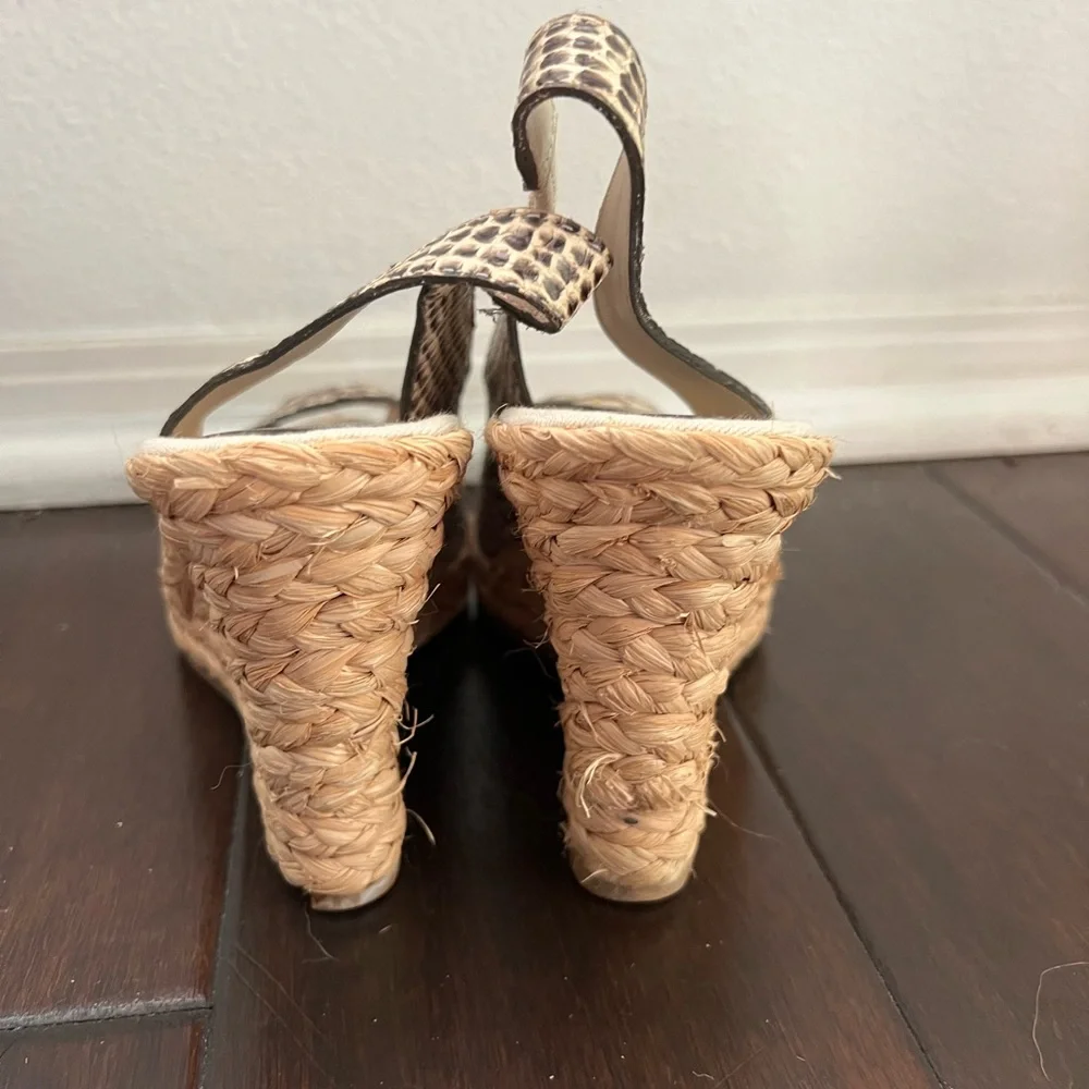 Banana Republic these cute